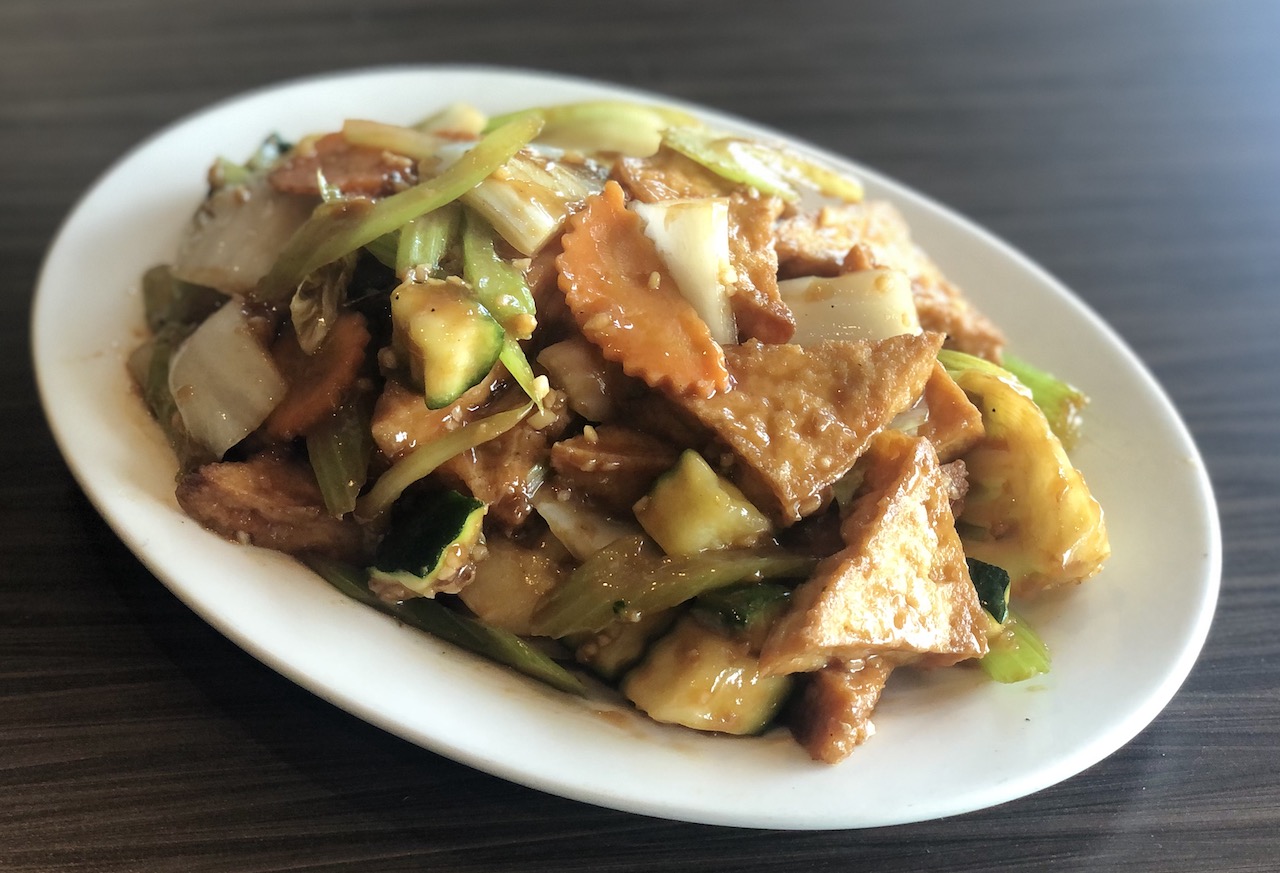 Fried Tofu with Brown Sauce 红烧豆腐